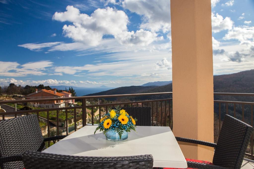 Apartments Villa Venera Labin Szoba fotó